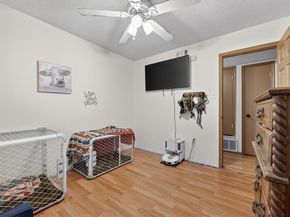 724  Oak Park Drive , Azle Texas 76020