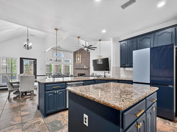 2832  Sendero  , Grand Prairie Texas 75054