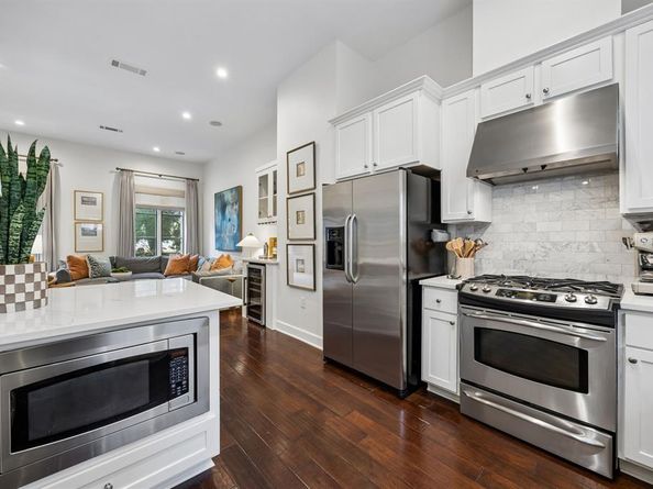 3210  Carlisle Street  48, Dallas Texas 75204