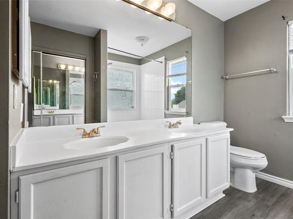 804  Wyndham Place , Arlington Texas 76017