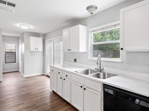 804  Wyndham Place , Arlington Texas 76017