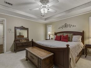 6306  Oakleaf Road , Dallas Texas 75248