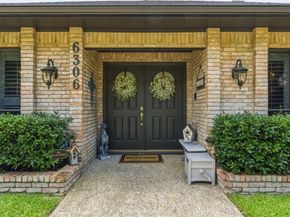 6306  Oakleaf Road , Dallas Texas 75248