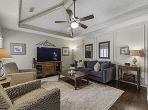 6306  Oakleaf Road , Dallas Texas 75248