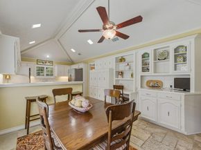 6306  Oakleaf Road , Dallas Texas 75248