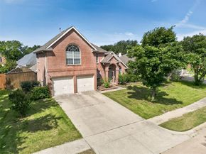 10115  Andre Drive , Irving Texas 75063
