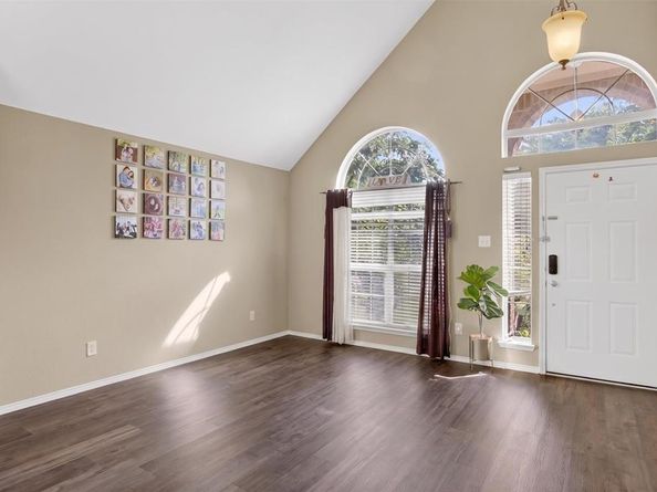 10115  Andre Drive , Irving Texas 75063