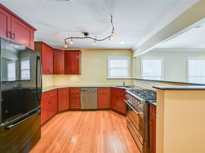 2819  Maple Springs Boulevard , Dallas Texas 75235