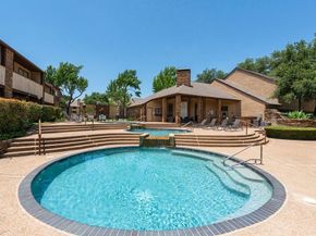 2014  Willoughby Lane  4612, Arlington Texas 76011