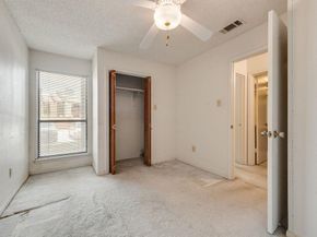 2014  Willoughby Lane  4612, Arlington Texas 76011