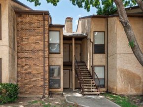 2014  Willoughby Lane  4612, Arlington Texas 76011