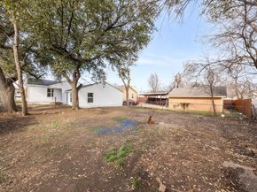 1218  Tarpley Avenue , Dallas Texas 75211