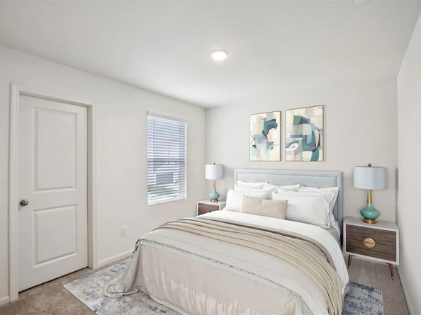 14209  Donahue Street , Pilot Point Texas 76258