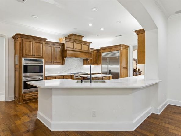 1101  King Mark Drive , Lewisville Texas 75056