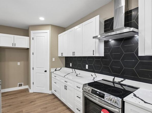 3337  Whirlaway Road , Dallas Texas 75229