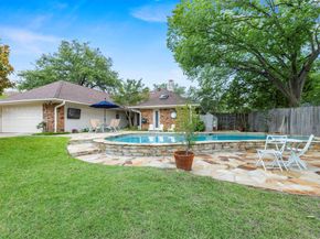 1222  Stonewall Street , Garland Texas 75043