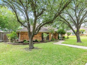 1222  Stonewall Street , Garland Texas 75043