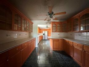 110 E Schreiber Street , Garland Texas 75040