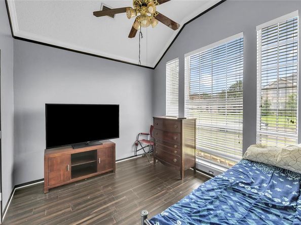 1623  Ariel Drive , Mesquite Texas 75181