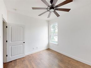 1301  Compton Street , Dallas Texas 75203