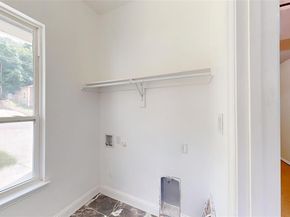 1301  Compton Street , Dallas Texas 75203