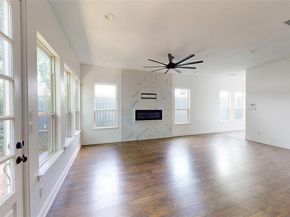 1301  Compton Street , Dallas Texas 75203