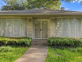 6907  Hillwood Lane , Dallas Texas 75248