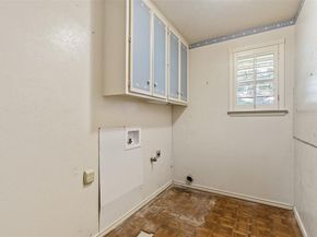 6907  Hillwood Lane , Dallas Texas 75248