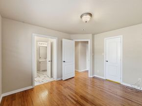 2533  Green Oak Drive , Carrollton Texas 75010