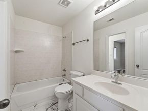 2533  Green Oak Drive , Carrollton Texas 75010