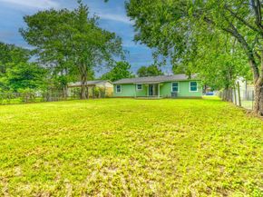 10020  Homeplace Drive , Dallas Texas 75217