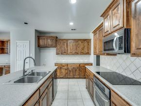 3003  Oak Briar Lane , Grand Prairie Texas 75052