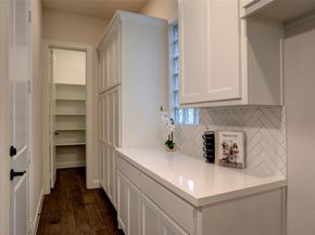 6753  Verandah Way , Irving Texas 75039