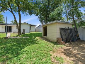 2332  Felder Lane , Fort Worth Texas 76112