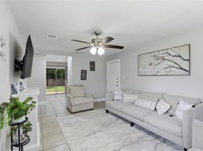 2332  Felder Lane , Fort Worth Texas 76112