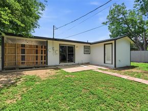 2332  Felder Lane , Fort Worth Texas 76112