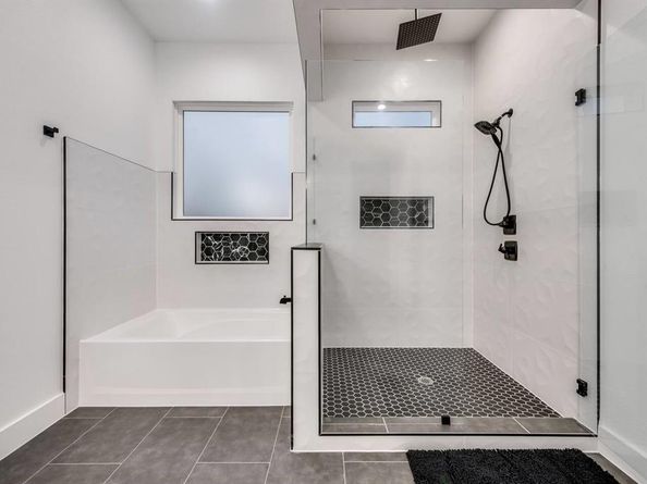 2015 S Ewing Avenue , Dallas Texas 75216