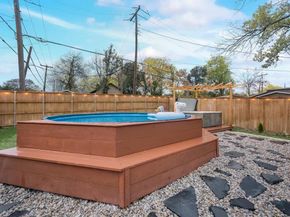 2015 S Ewing Avenue , Dallas Texas 75216
