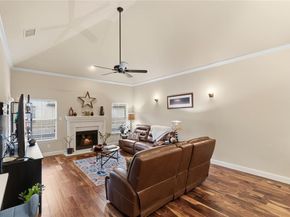 8824  Tudor Place , Dallas Texas 75228