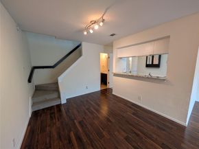 5200  Martel Avenue  11N, Dallas Texas 75206
