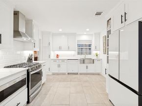 6867  Gaston Avenue , Dallas Texas 75214