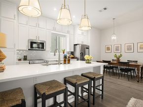 6004  Hudson Street  103, Dallas Texas 75206