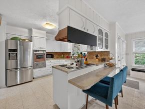 2039 W Lotus Avenue , Fort Worth Texas 76111