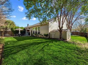124  Myrtle Creek , Grapevine Texas 76051