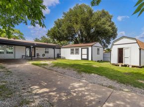 806  Longbeach Drive , Garland Texas 75043