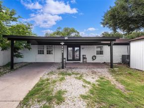 806  Longbeach Drive , Garland Texas 75043
