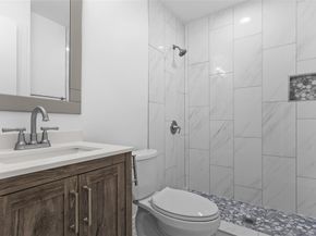 806  Longbeach Drive , Garland Texas 75043
