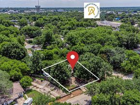605 N Pecan Street  A and B, Arlington Texas 76011
