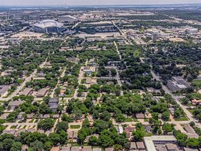 605 N Pecan Street  A and B, Arlington Texas 76011