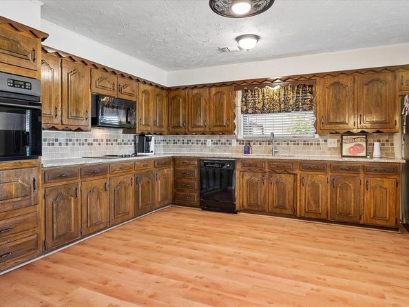 2216  Grandview Drive , Plano Texas 75075
